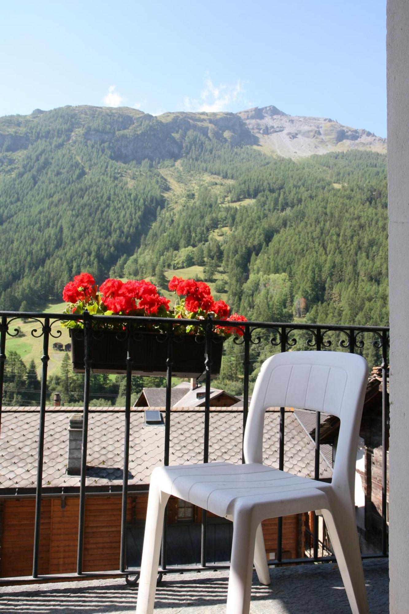 Hotel Hermitage Evolène Екстериор снимка