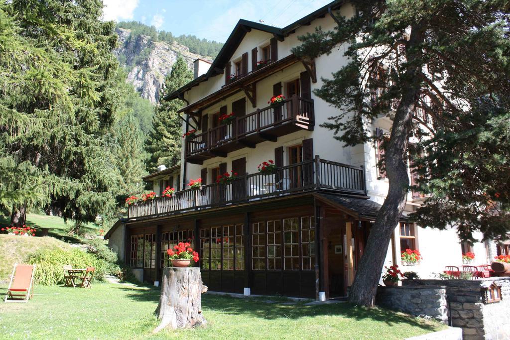 Hotel Hermitage Evolène Екстериор снимка